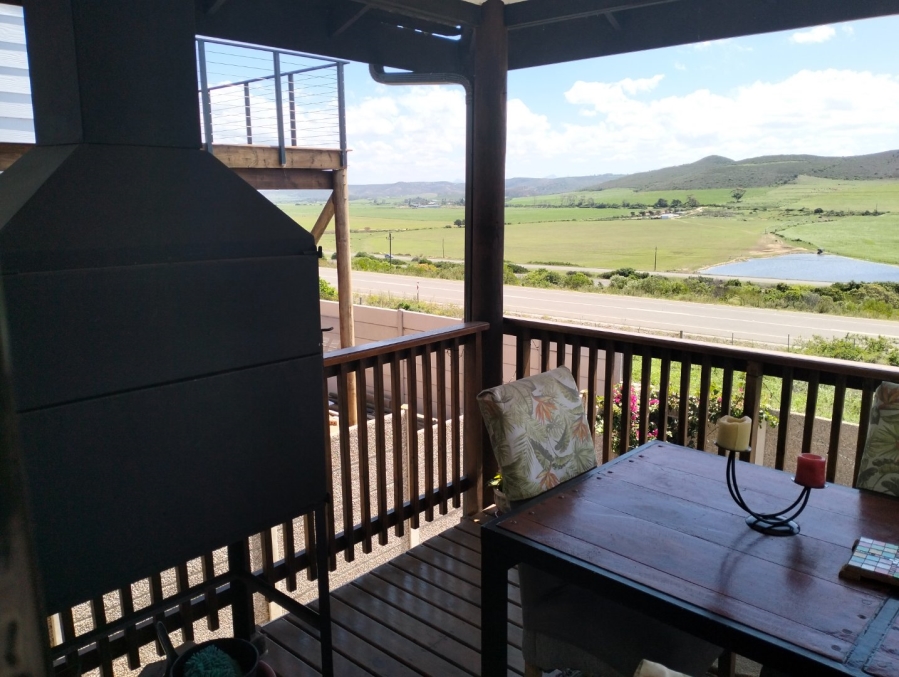 2 Bedroom Property for Sale in Reebok Western Cape